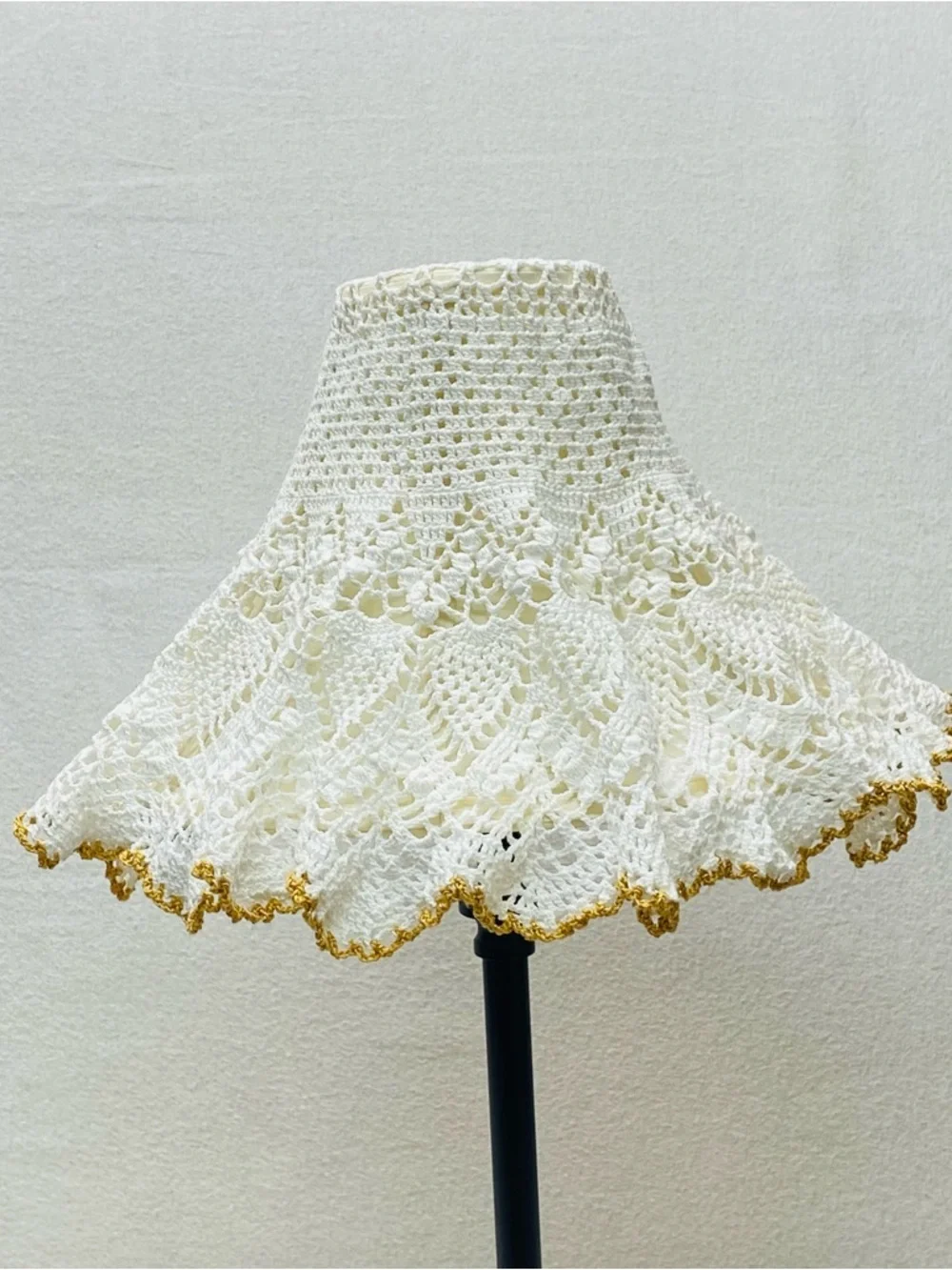Hand Crocheted Ivory Lampshade Cover W/ Gold Trim Scalloped Edge Cottagecore REA
